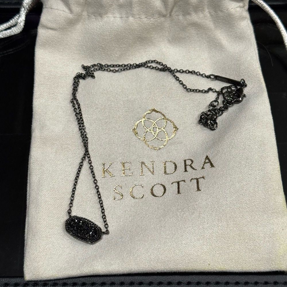 Kendra Scott Black Stone Pendant Necklace